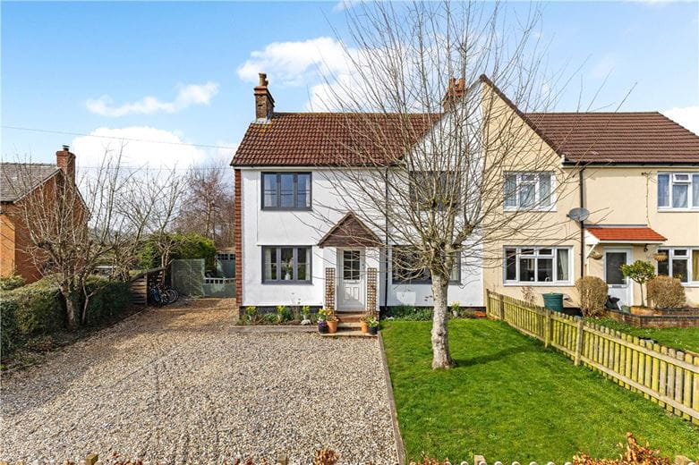 3 bedroom house, Church Street, Great Bedwyn SN8 - Available