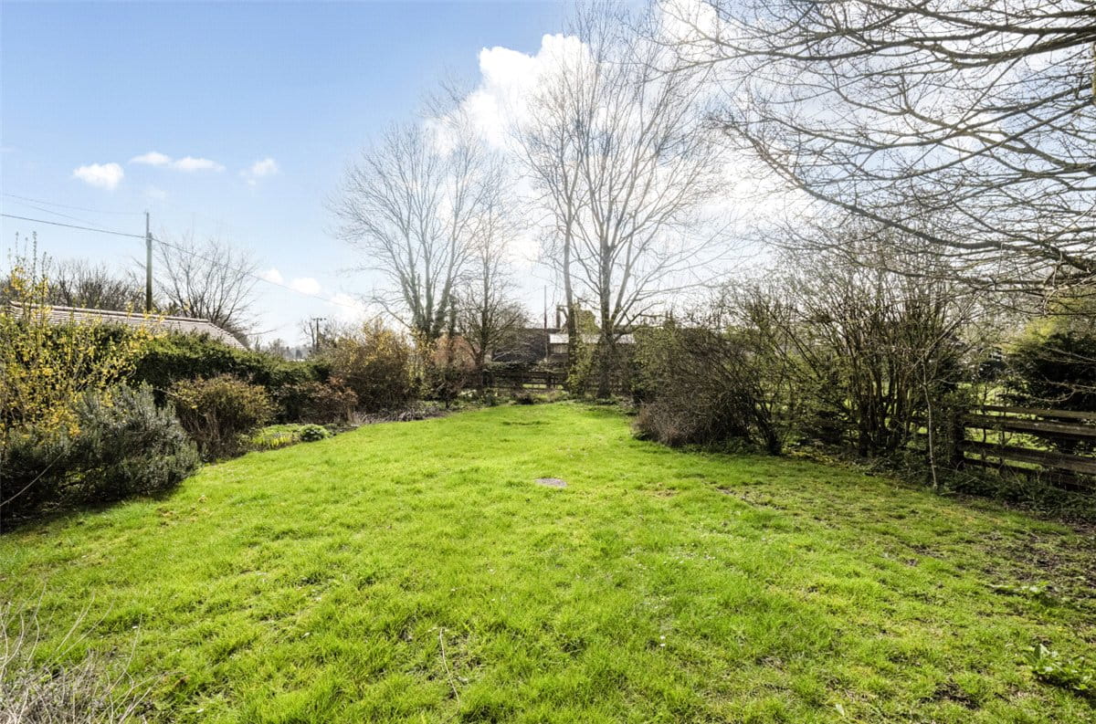 3 bedroom cottage, Brown's Lane, Alton Barnes SN8 - Available