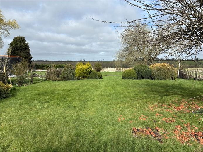 3 bedroom house, Severalls, Ham SN8 - Available