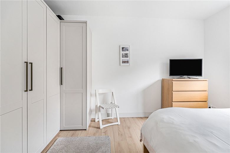 3 bedroom bungalow, Middle Lane, Cherhill SN11 - Available