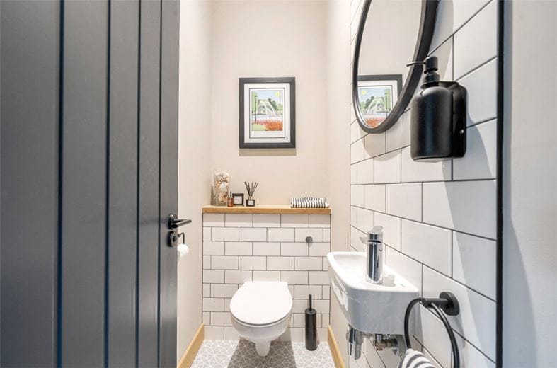 5 bedroom house, Studley Hill, Studley SN11 - Available
