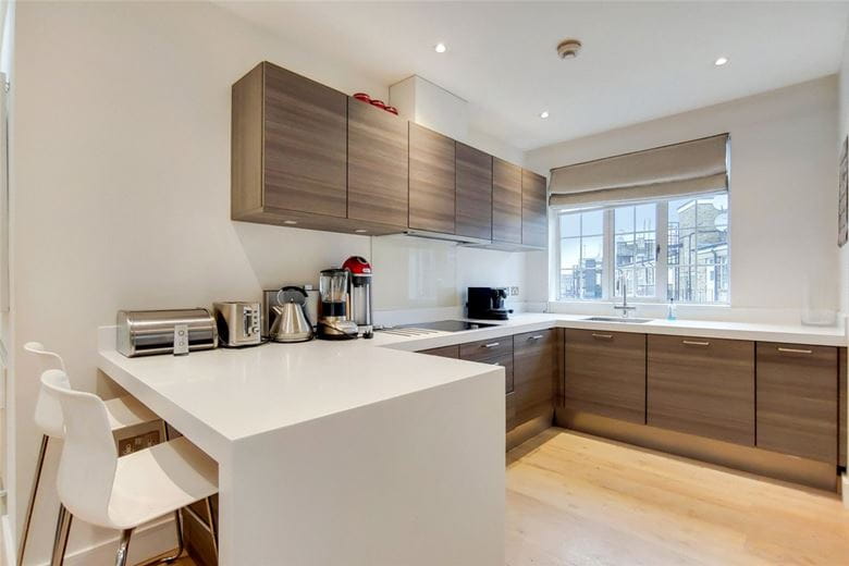 2 bedroom flat, Westchester House, 70-86 Seymour Street W2 - Available