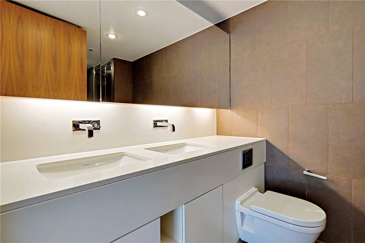 3 bedroom flat, Bolsover Street, Fitzrovia W1W - Available