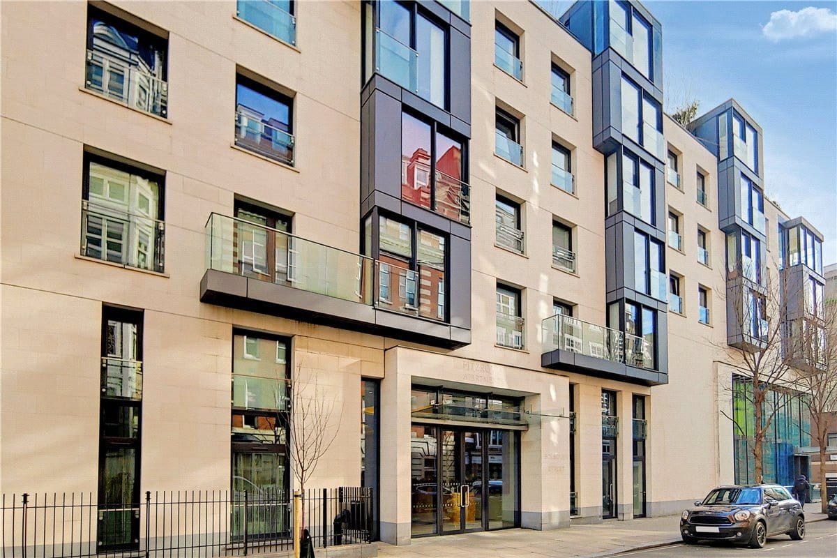 3 bedroom flat, Bolsover Street, Fitzrovia W1W - Available