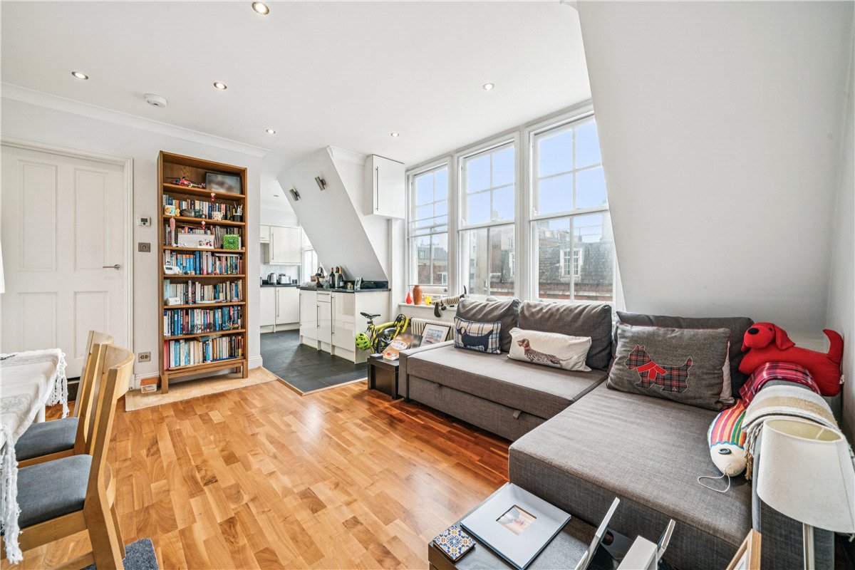 1 bedroom flat, Great Smith Street, London SW1P - Available