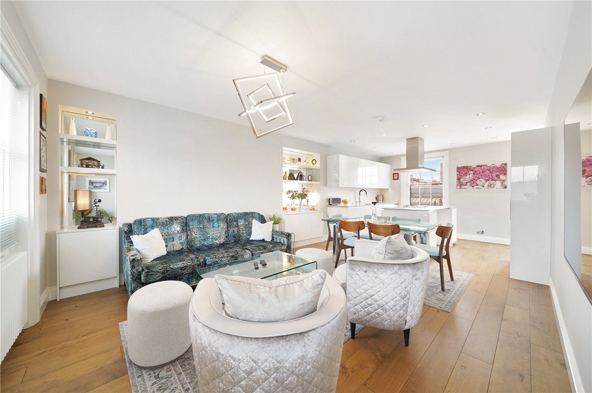 3 bedroom flat, Balcombe Street, Marylebone NW1 - Available