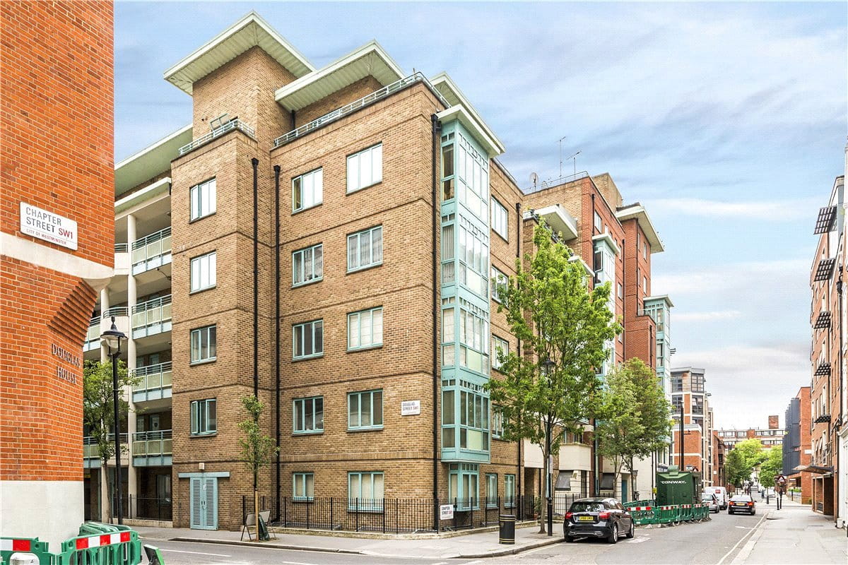 2 bedroom flat, Chapter Street, London SW1P - Available