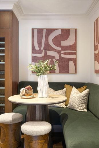 3 bedroom flat, Charles Street, London W1J - Available