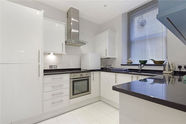 2 bedroom flat, Mansfield Street, London W1G - Sold