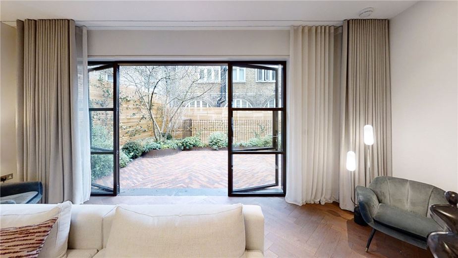 4 bedroom flat, Devonshire Place, Marylebone W1G - Available