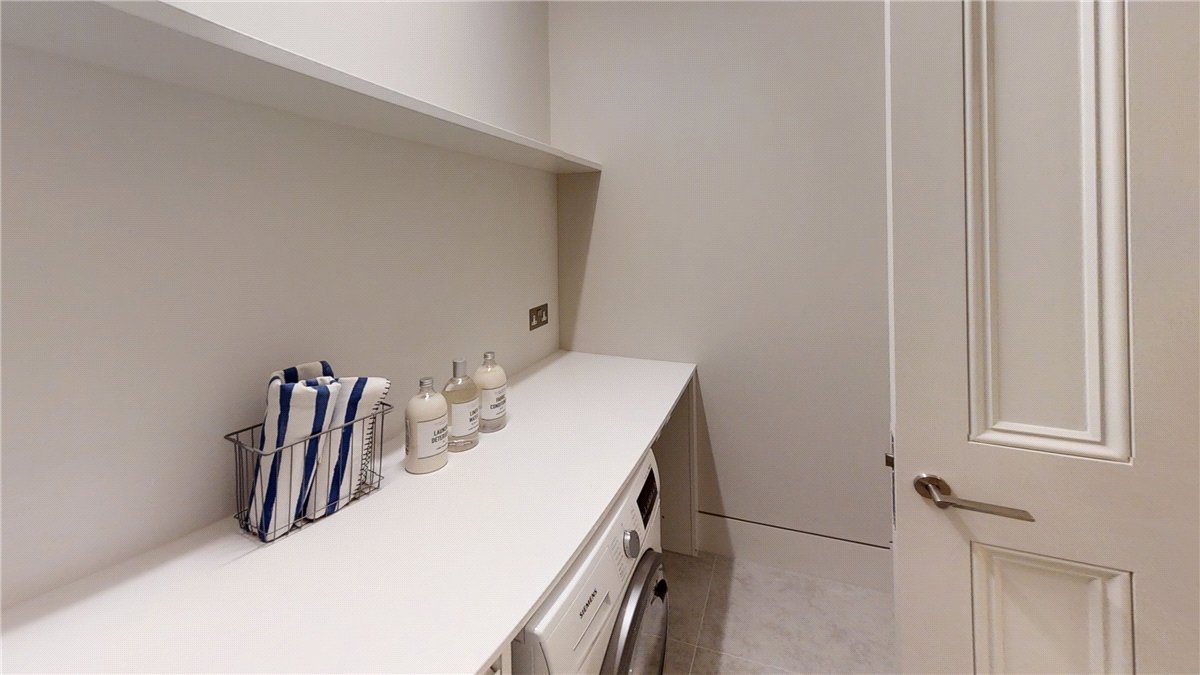 4 bedroom flat, Devonshire Place, Marylebone W1G - Available