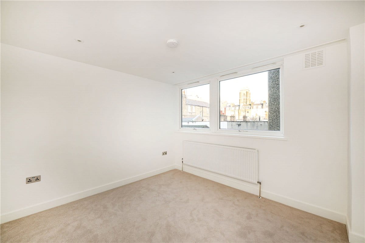 3 bedroom flat, William Mews, Belgravia SW1X - Available