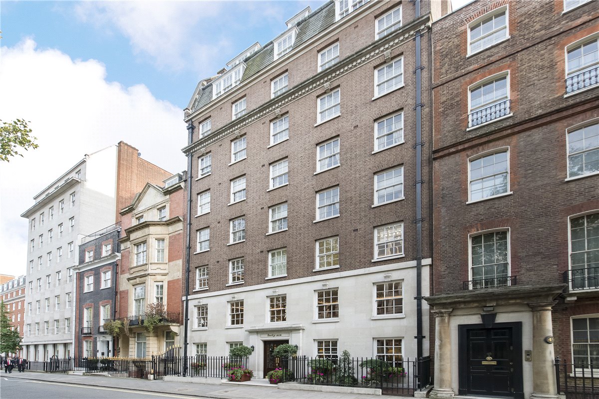 3 bedroom flat, Upper Grosvenor Street, Mayfair W1K - Available