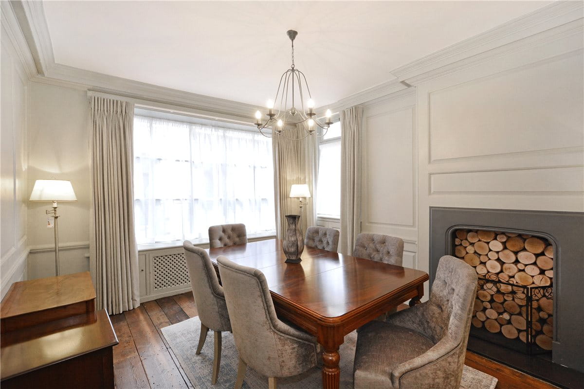 3 bedroom house, Meard Street, Soho W1F - Available