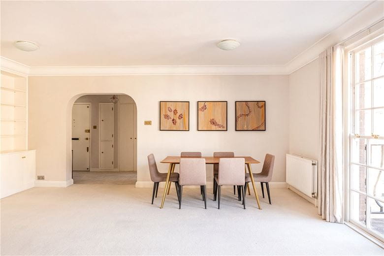 2 bedroom flat, Reeves Mews, Mayfair W1K - Available