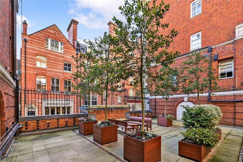 4 bedroom flat, Grosvenor Square, Mayfair W1K - Available