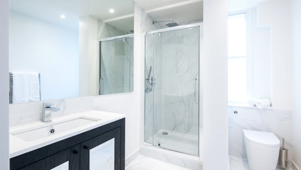 3 bedroom flat, Hill Street, Mayfair W1J - Available