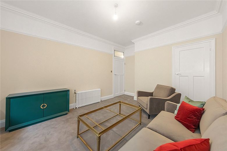 1 bedroom flat, Bury Street, St James's SW1Y