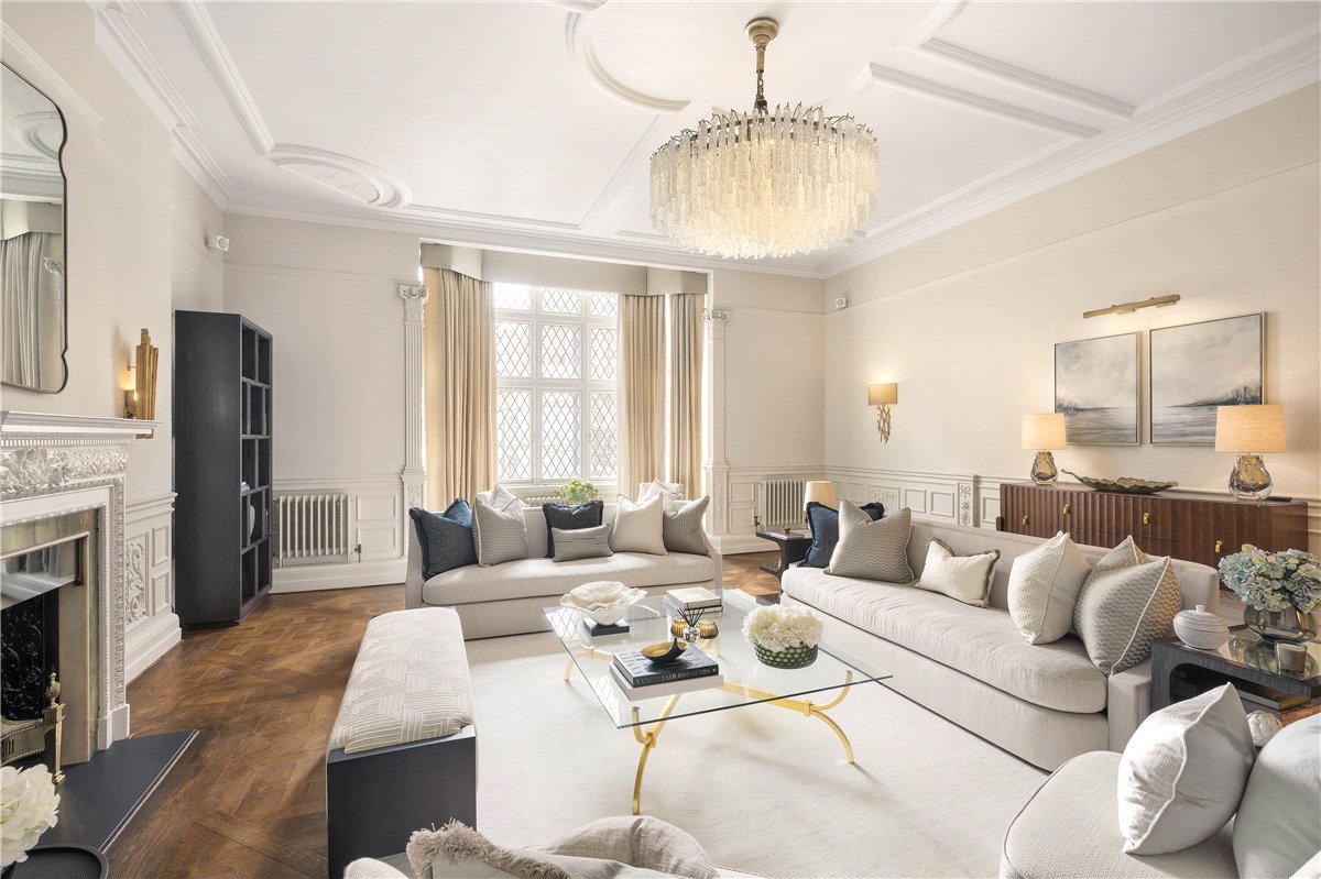 8 bedroom house, Mount Street, Mayfair W1K - Available