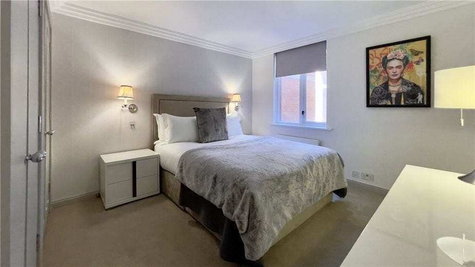 2 bedroom flat, Bourdon Street, Mayfair W1K - Available