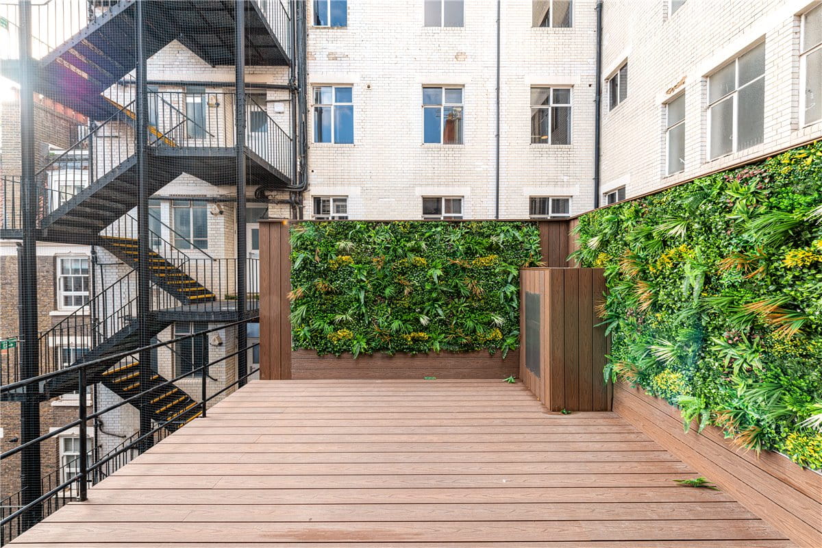 4 bedroom flat, Duke Street, Mayfair W1K - Available