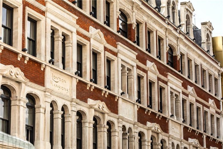 2 bedroom flat, Denmark Place, London WC2H - Available