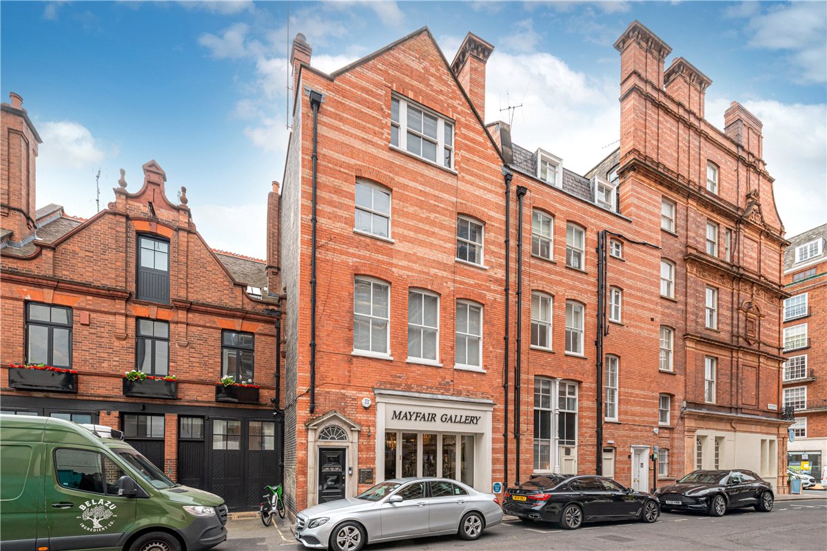 2 bedroom flat, South Audley Street, Mayfair W1K - Available