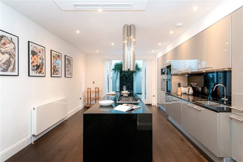 4 bedroom house, Catherine Place, Westminster SW1E - Available