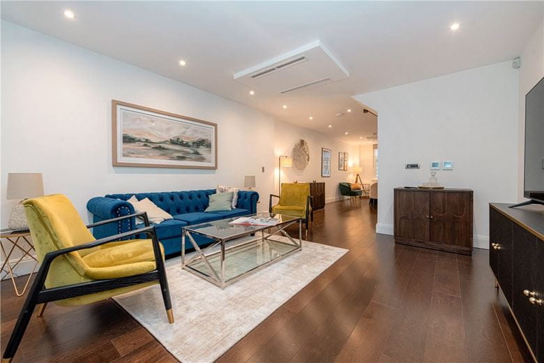 4 bedroom house, Catherine Place, Westminster SW1E - Available