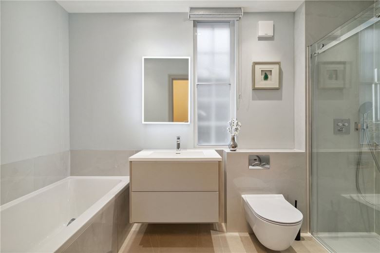 5 bedroom house, Tufton Street, Westminster SW1P - Available