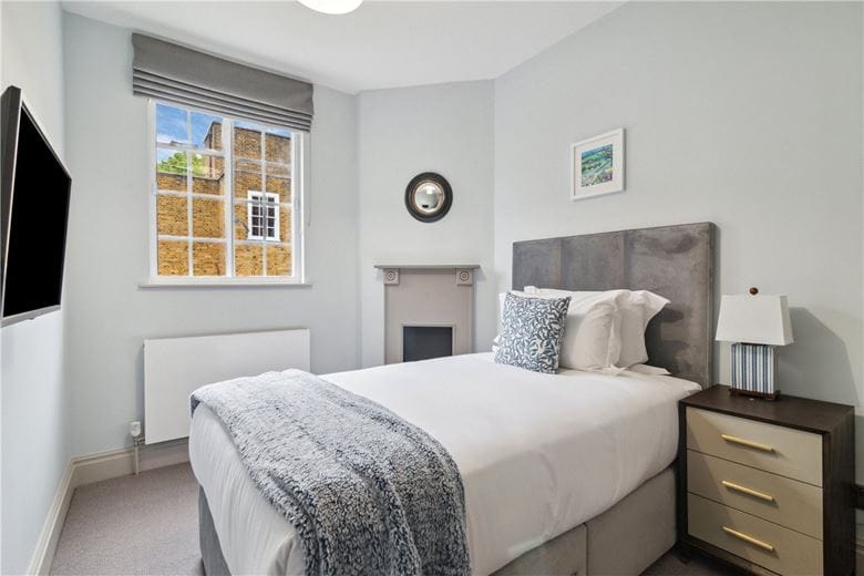 5 bedroom house, Tufton Street, Westminster SW1P - Available