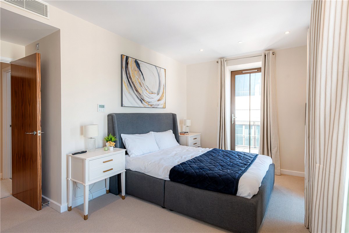 2 bedroom flat, Marsham Street, Westminster SW1P - Available