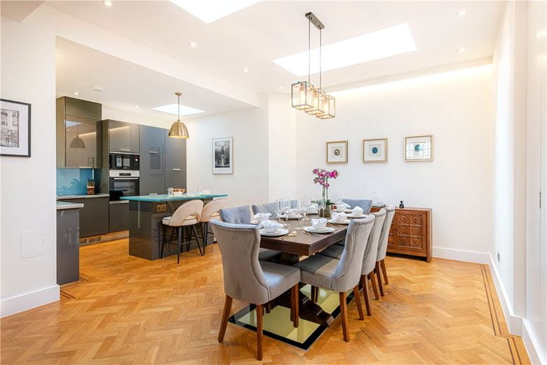 4 bedroom house, Eaton Mews North, Belgravia SW1X - Available