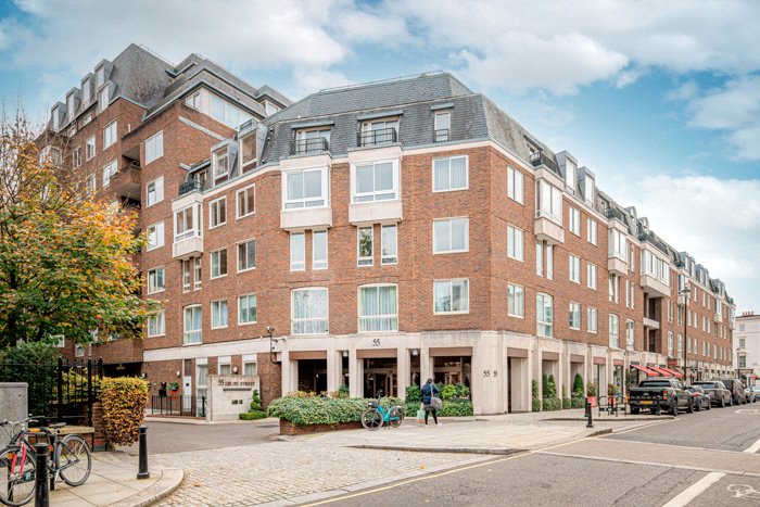 2 bedroom flat, Ebury Street, Belgravia SW1W - Available