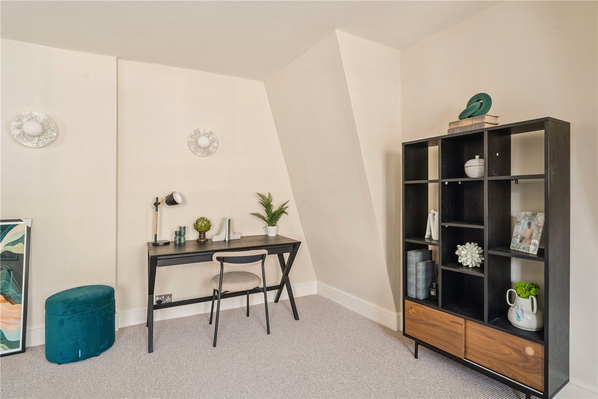 1 bedroom flat, Frith Street, London W1D - Available