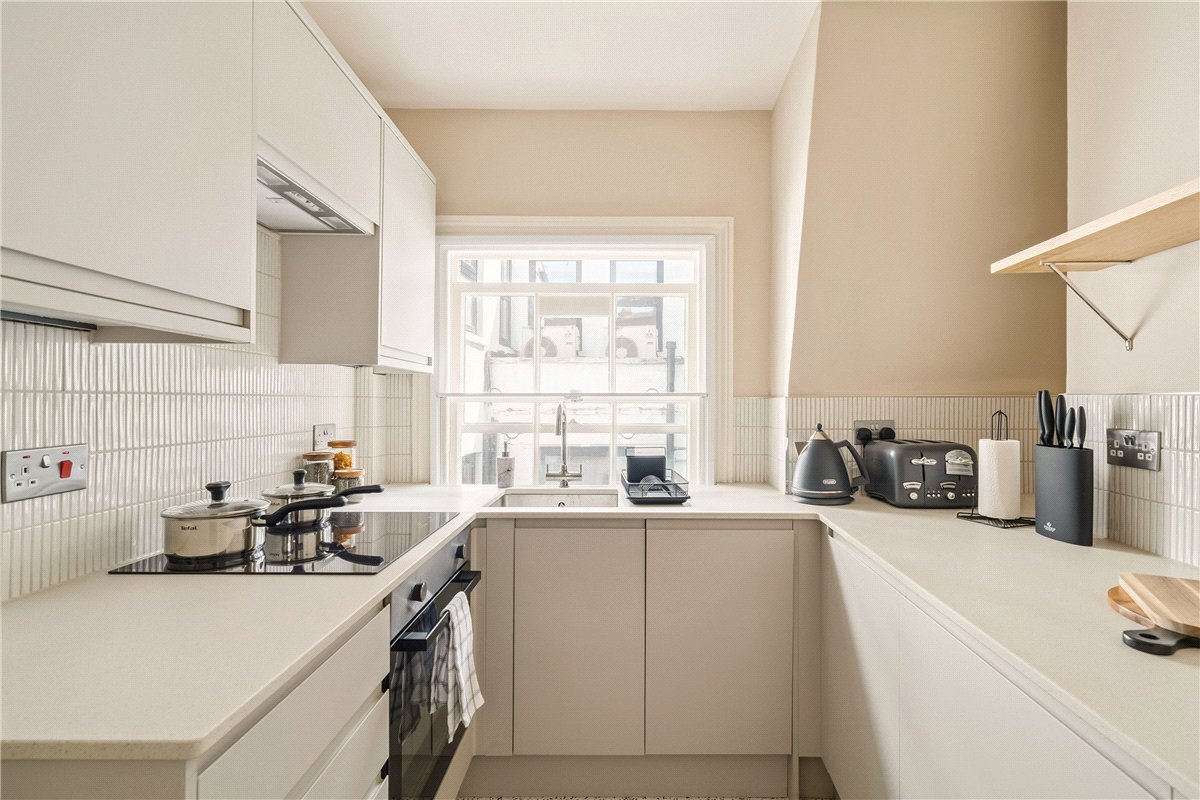 1 bedroom flat, Frith Street, London W1D - Available