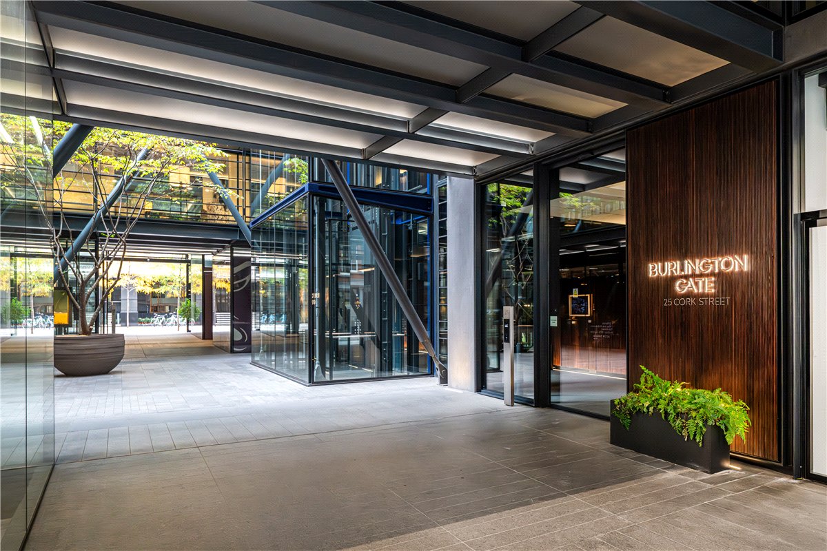 2 bedroom flat, Cork Street, Mayfair W1S - Available