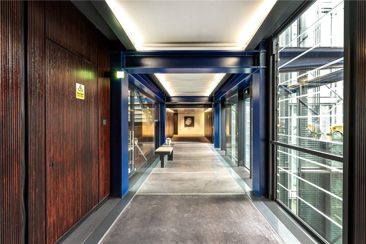 2 bedroom flat, Cork Street, Mayfair W1S - Available