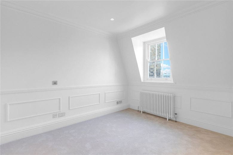 3 bedroom flat, Eaton Place, Belgravia SW1X - Available