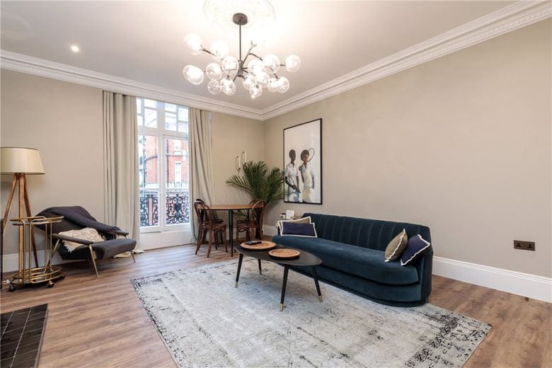 3 bedroom flat, Montagu Mansions, Marylebone W1U - Let Agreed