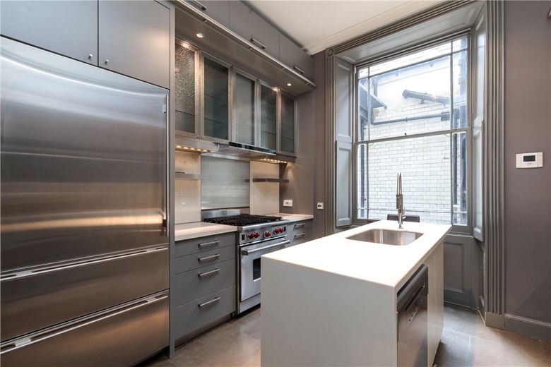 5 bedroom house, Montagu Square, Marylebone W1H - Available