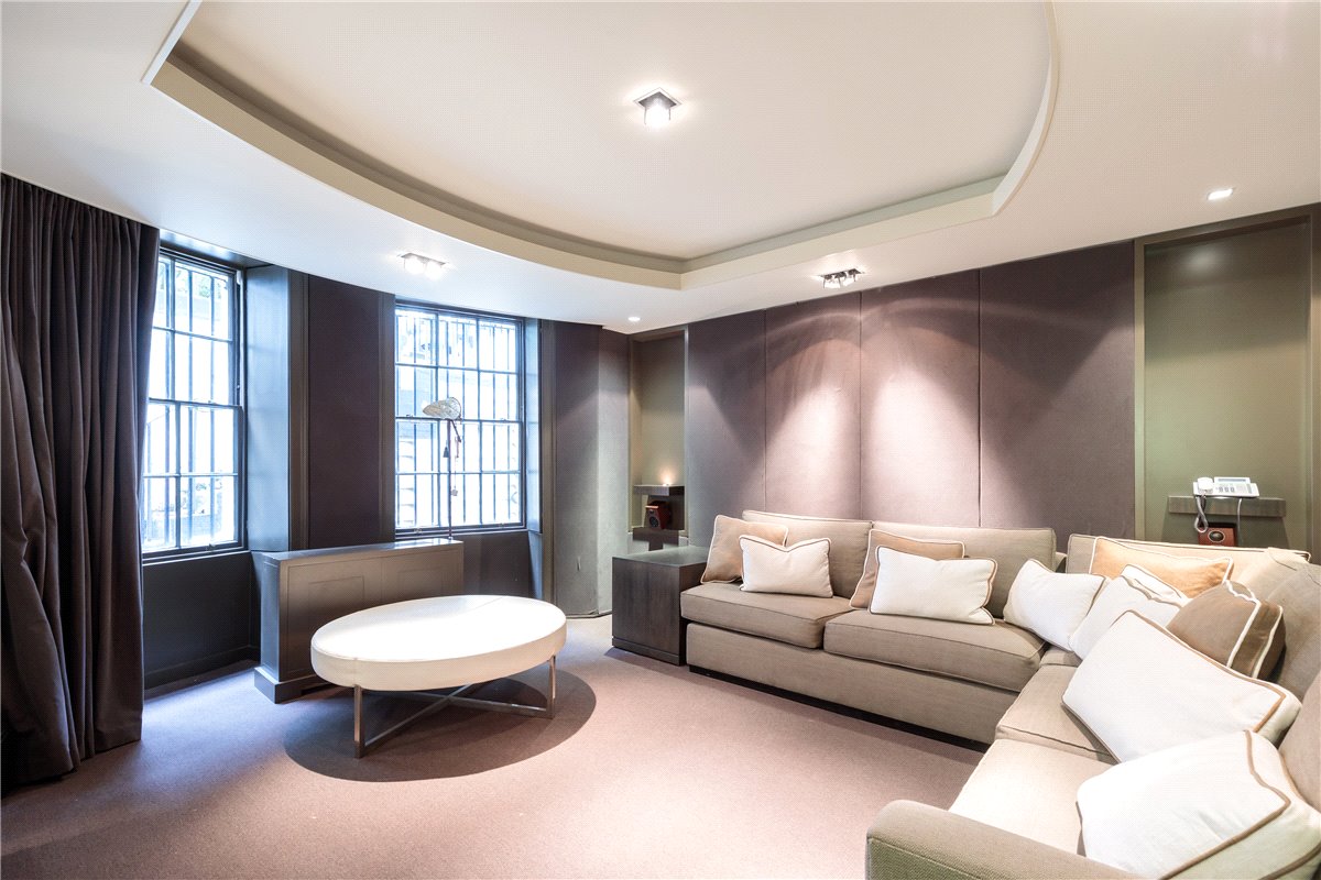 5 bedroom house, Montagu Square, Marylebone W1H - Available