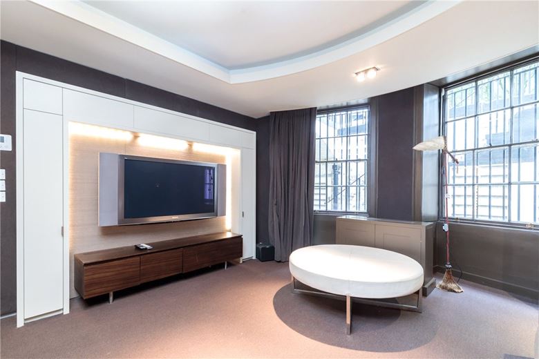 5 bedroom house, Montagu Square, Marylebone W1H - Available