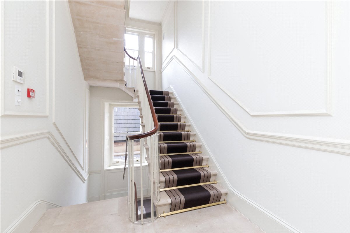 5 bedroom house, Montagu Square, Marylebone W1H - Available