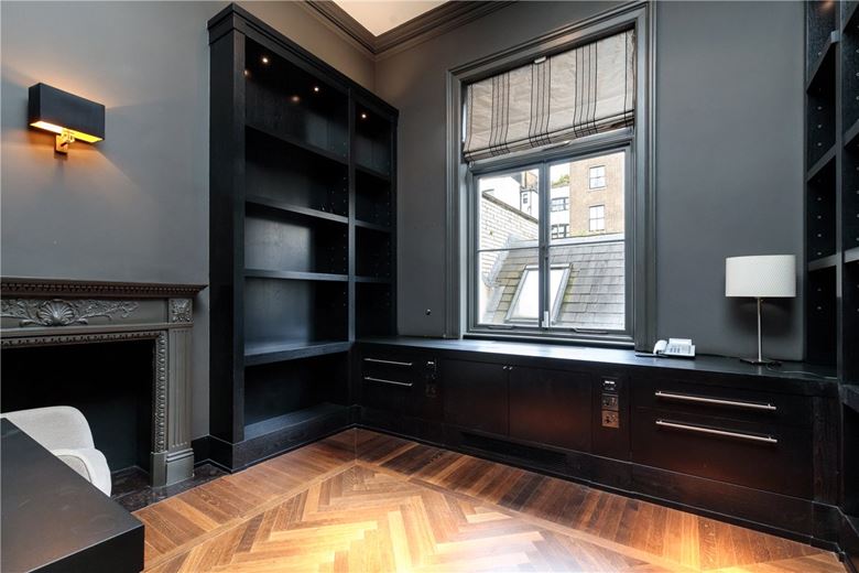 5 bedroom house, Montagu Square, Marylebone W1H - Available