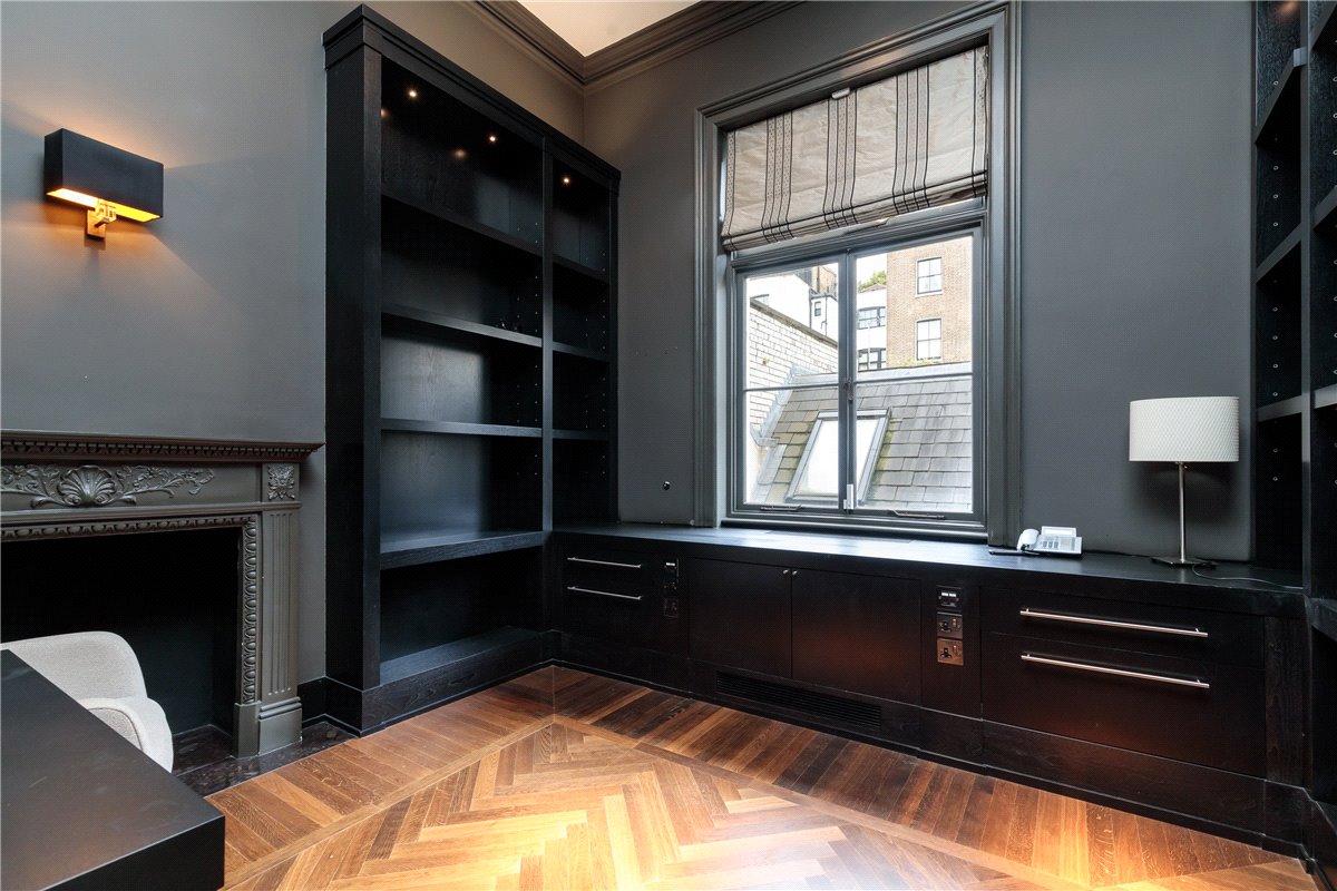 5 bedroom house, Montagu Square, Marylebone W1H - Available