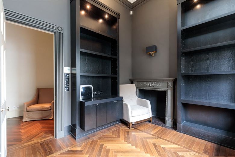 5 bedroom house, Montagu Square, Marylebone W1H - Available