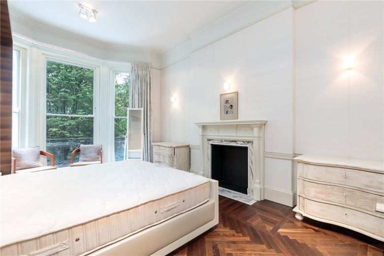 5 bedroom house, Montagu Square, Marylebone W1H - Available