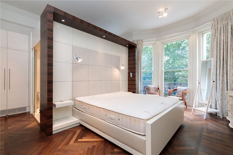5 bedroom house, Montagu Square, Marylebone W1H - Available