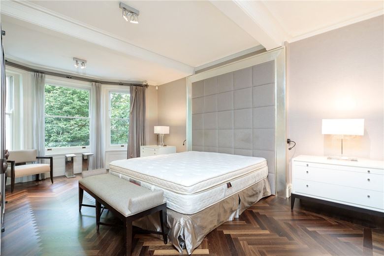5 bedroom house, Montagu Square, Marylebone W1H - Available